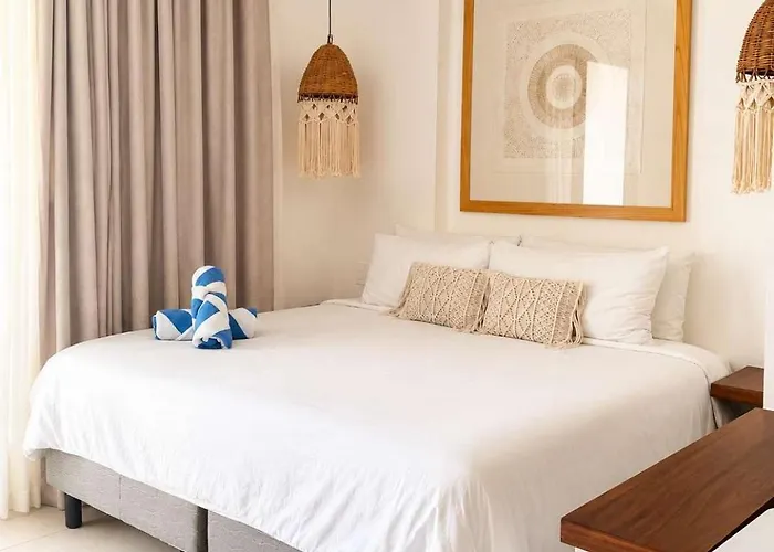 Boho W Rooftop Jacuzzi Near 5th Ave * Playa del Carmen